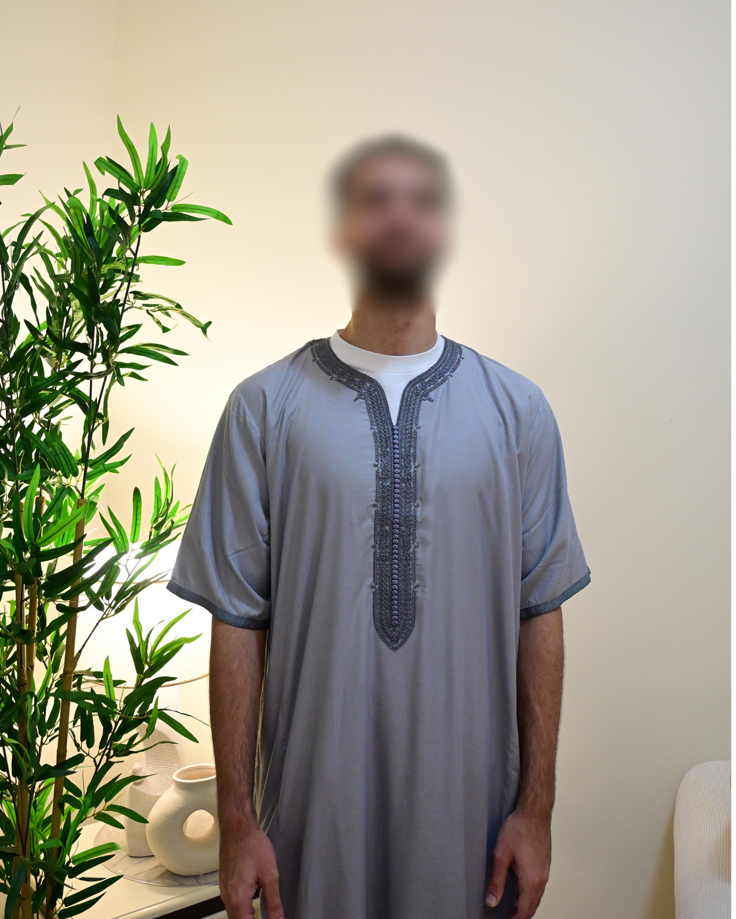 Essentials Grey Thobe