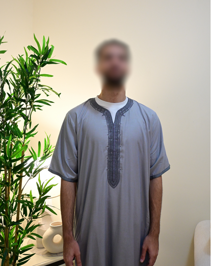 Essentials Grey Thobe